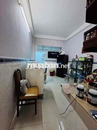 Nhà mặt tiền 3 lầu Lạc Long Quân-q11 ( 3.2m x 13m) vị trí kd đẹp