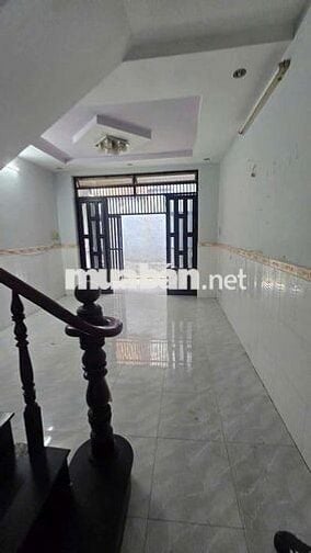 Nhà vĩnh lộc gần tr. Học gần chợ