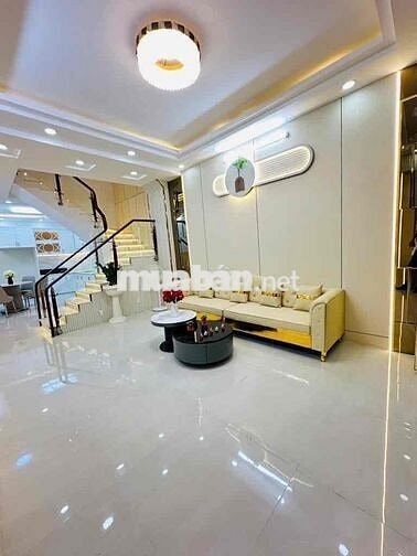 BÁN NHÀ 3 TẦNG, HXH THÔNG, Ở NGAY, 3 TẦNG, 4PN, KẾ QUẬN 7, NHỈNH 6 TỶ