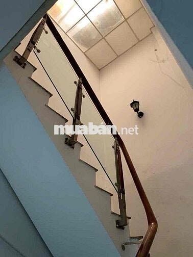 Nhà mặt tiền kd vi tri đẹp 2 tầng Lò Siêu-q11 (3,6m x 13m)