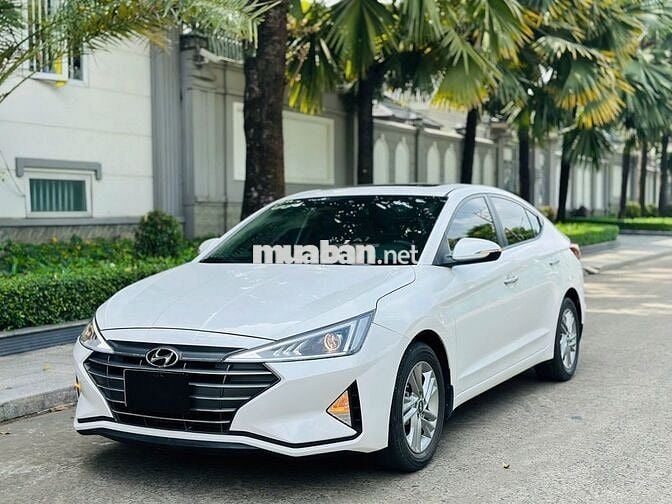Hyundai Elantra 1.6 AT 2020 - 20000 km