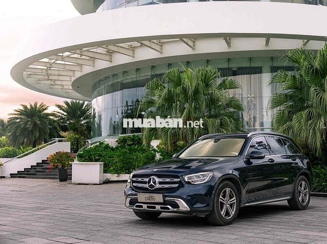 LONG ANH AUTO về Mercedes GLC200 2021