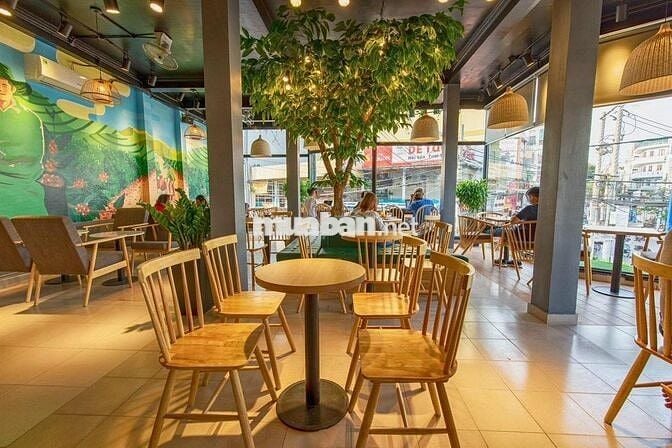 CHO THUÊ NHÀ GÓC 2 MẶT TIỀN 300M2 KHU CƯ XÁ BẮC HẢI Q.10