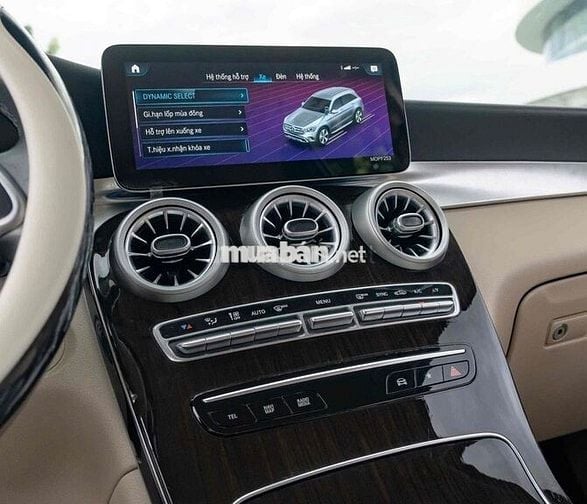 LONG ANH AUTO về Mercedes GLC200 2021