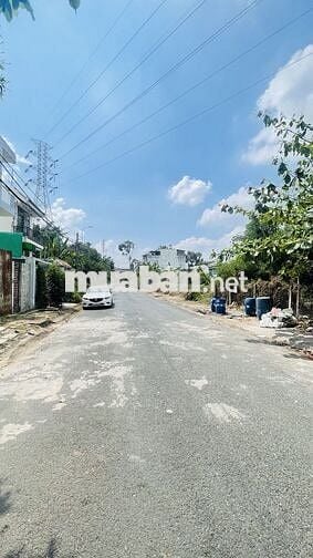 Bán Đất Gần MT Ðường ĐT830 Cần Đước Long An. DT 100m2 SHR Giá 1.45 Tỷ