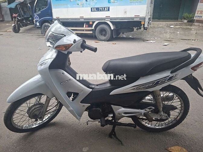 Honda wave Alpha giấy tờ đầy đủ. Máy zin êm