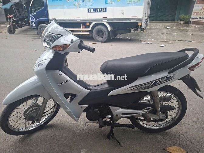 Honda wave Alpha giấy tờ đầy đủ. Máy zin êm