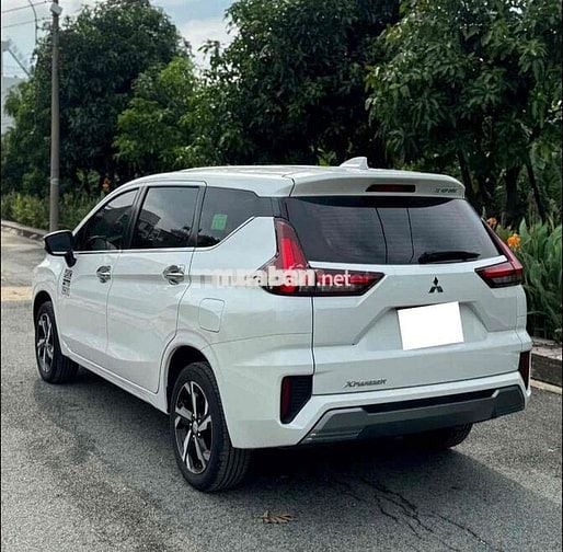 Mitsubishi Xpander 2022 AT Premium