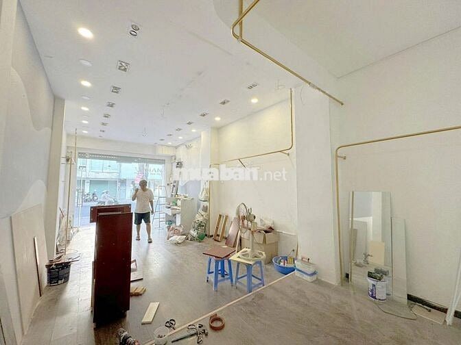 MẶT TIỀN HẺM D5 4X18M NHÀ MỚI CÓ 6 PHÒNG GẦN HUTECH