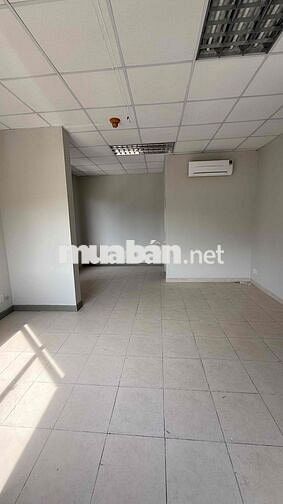 Sàn VP 80m ngay Cresent Mall Hoàng Văn Thái, fre QL, sẵn máy lạnh