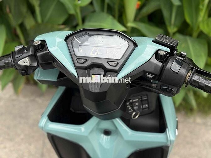 click thái model 2021 bstp 9c xám xi mang bao góp