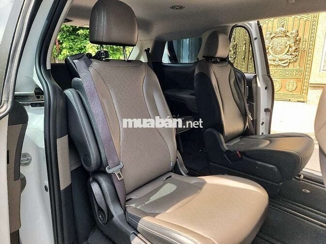 Kia Carnival Luxury 8s sx 2025, chỉ 4.0.0Tr