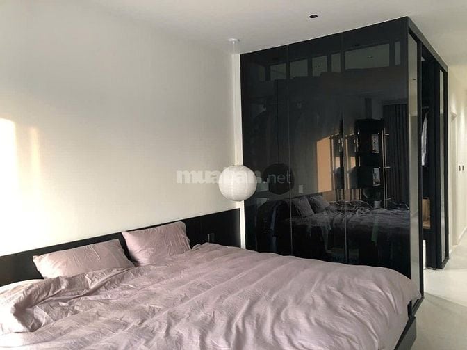 BÁN NHÀ mặt phố Ngọc Thuỵ - KD sầm uất - Thang máy nhập khẩu