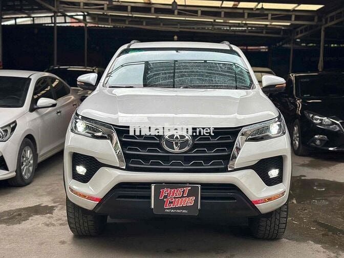 Toyota Fortuner 2022 2.4L 4x2 AT - 69000 km
