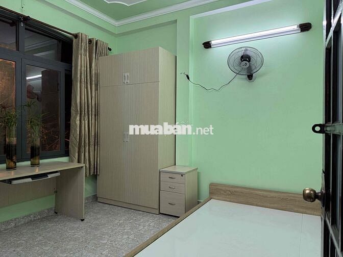 Phòng trọ 20m2 full nội thất Quận 10 gần Vạn Hạnh Mall