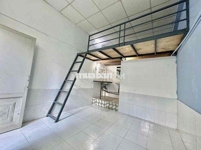 EM PASS PHÒNG TRỌ CUỐI THÁNG CHUYỂN VÀO ĐƯỢC