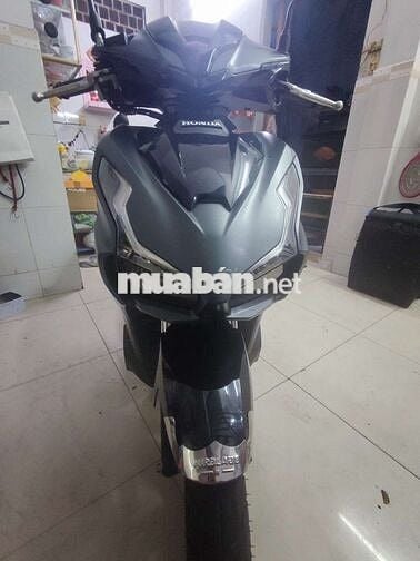 Xe ra đi cứu chủ