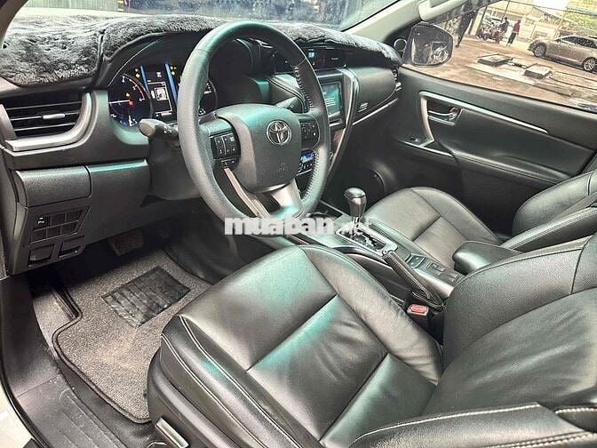 Toyota Fortuner 2022 2.4L 4x2 AT - 69000 km