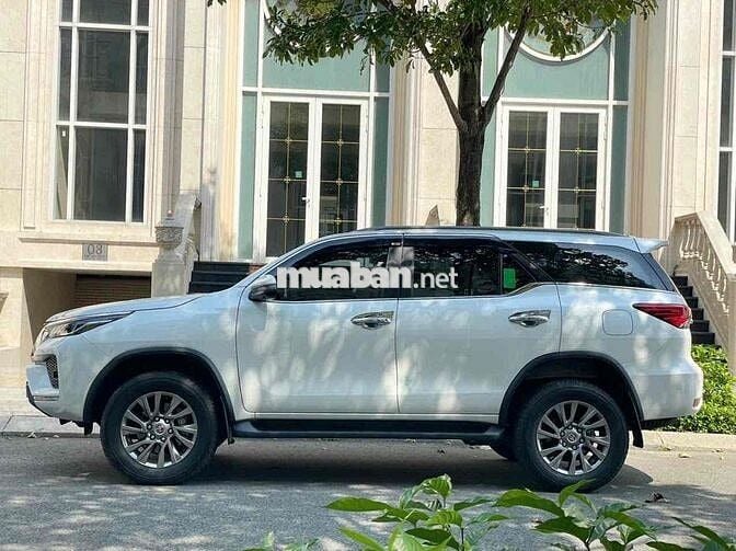 Toyota Fortuner 2024 Máy Xăng 2.7 AT 4x2 - 7000km
