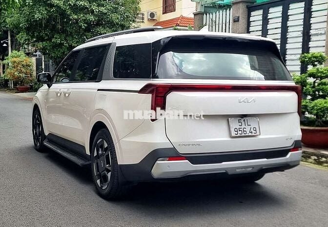 Kia Carnival Luxury 8s sx 2025, chỉ 4.0.0Tr