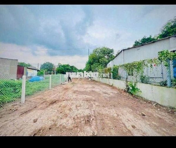 Bán Đất Thổ Cư 100% Đường Lê Lợi, Hóc Môn . Giá 1tỷ2 , Sổ Hồng Riêng