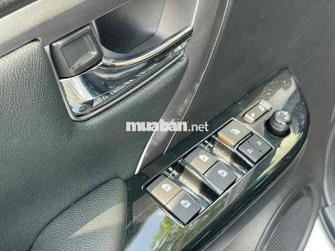 Toyota Fortuner 2024 Máy Xăng 2.7 AT 4x2 - 7000km