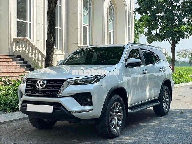 Toyota Fortuner 2024 Máy Xăng 2.7 AT 4x2 - 7000km
