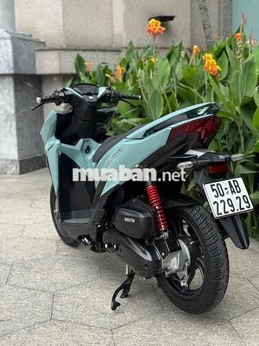 click thái model 2021 bstp 9c xám xi mang bao góp