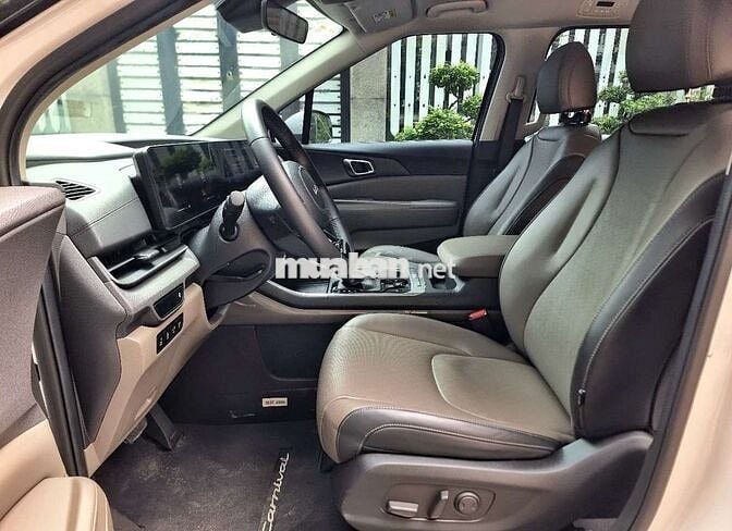 Kia Carnival Luxury 8s sx 2025, chỉ 4.0.0Tr