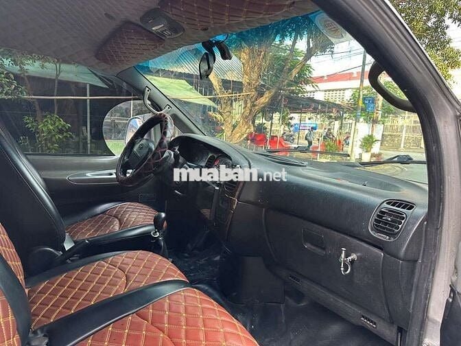 Hyundai Starex Van 6 chổ full đồ chơi giao lưu
