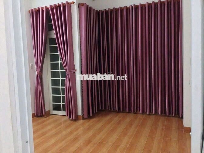 Cho thuê nhà tx 52 dt 4×19 trêt lầu 4p ngủ 2wc giá 7tr