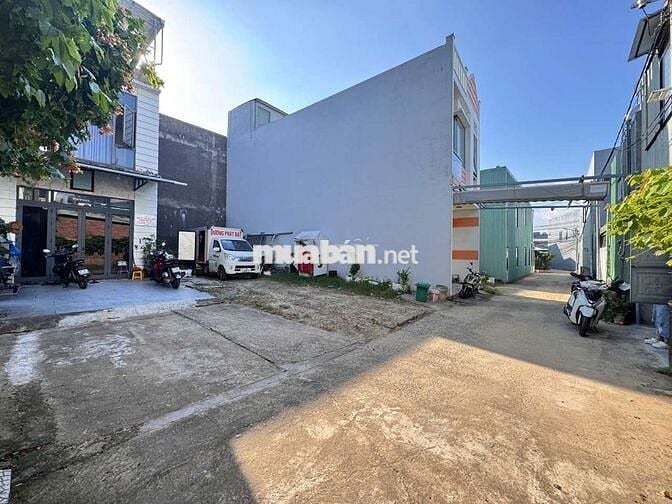 Lô 2 mặt kiệt Lê Đình Kỵ khu cao ráo ko ngập lụt, giá 3ty190tl . 70m2