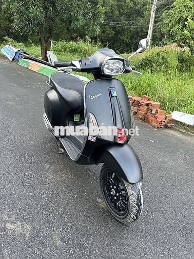 Piaggio Vespa Sprint 2020 Đen 18000 km