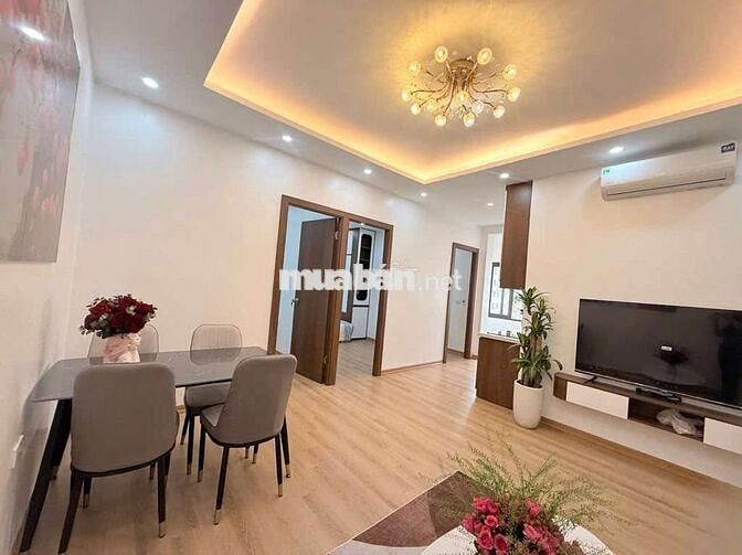 Căn hộ tầng trung xinh xắn Trung Hòa Nhân Chính - 3pn giá cực hợp lý