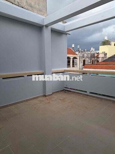 💎 💎 💎 NHÀ GẦN SÂN BAY 4,5❌14M 2 LẦU 4PN 4WC HẺM XE TẢI THÔNG P3 GV