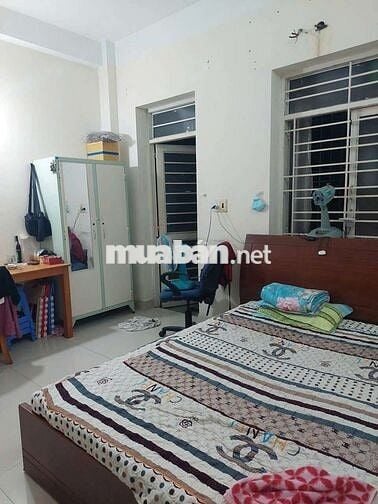 Cho thuê căn 2pn,2pc, ban công hướng công viên chung cư