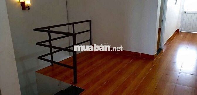 Cho thuê nhà tx 52 dt 4×19 trêt lầu 4p ngủ 2wc giá 7tr