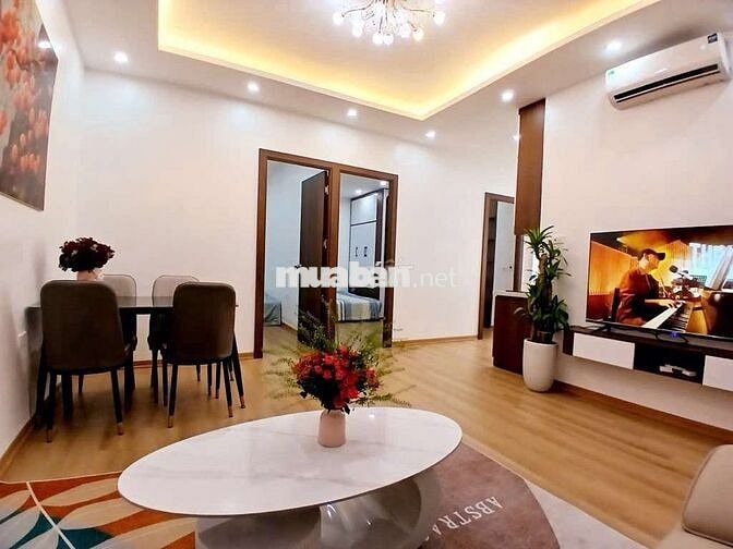 Căn hộ tầng trung xinh xắn Trung Hòa Nhân Chính - 3pn giá cực hợp lý