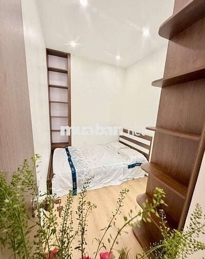 Căn hộ tầng trung xinh xắn Trung Hòa Nhân Chính - 3pn giá cực hợp lý