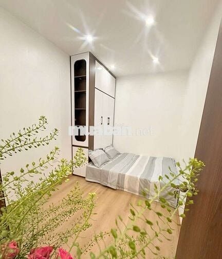 Căn hộ tầng trung xinh xắn Trung Hòa Nhân Chính - 3pn giá cực hợp lý