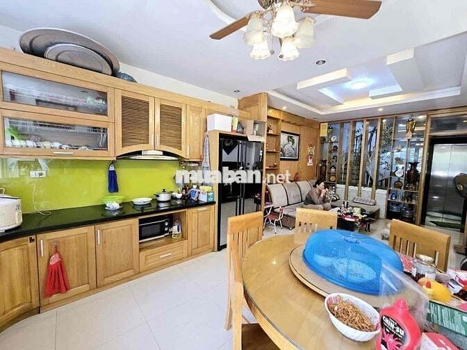 Nhà DV Văn Khê 8 tầng, dt 48m đường ô tô thông, giá 18,4 tỷ.