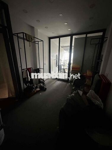 CHO THUÊ NHÀ NGUYÊN CĂN MẶT TIỀN TRẦN QUANG DIỆU, QUẬN 3 🏝️🏡🌤️