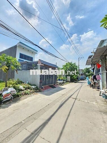 Ngột bank bán gấp lô đất cách Bùi Thị Xuân 100m, P.Tân Bình, TP.Dĩ An