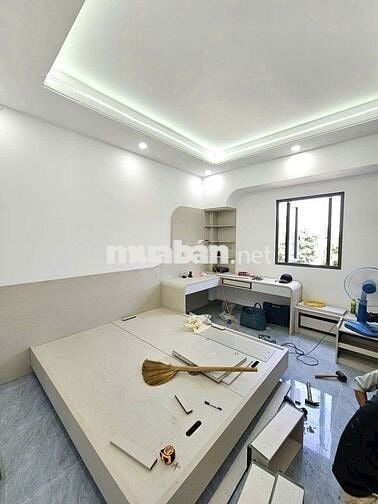 Bán gấp nhà Full nội thất cách Thủ Đức 6km, p.Tân Đông Hiệp, Tp.Dĩ An