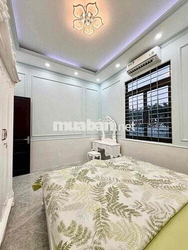 NHÀ LẦU CAO CẤP ĐẸP - GIÁ TỐT - MỚI 100%