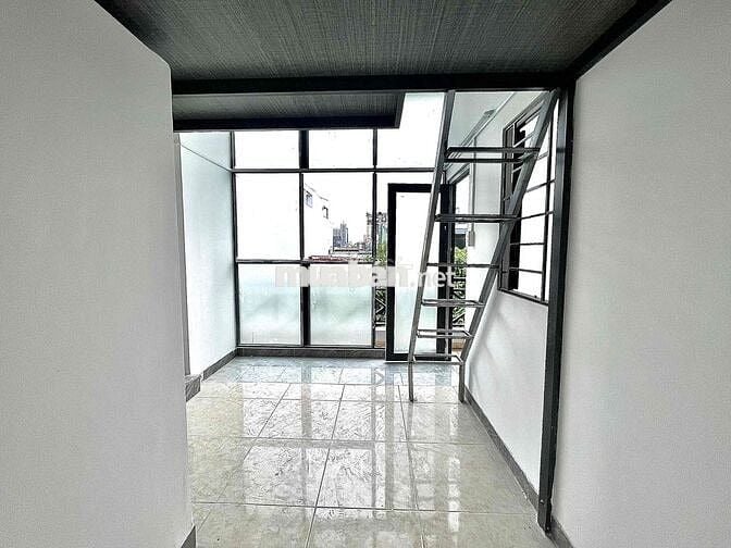 ⚜️Cho Thuê Duplex Ban Công Cửa Sổ Trời Ngay Khu Phan Xích Long