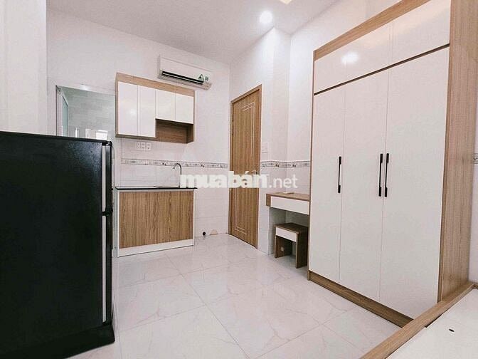 Mới 100% - Studio Balcon - Cao Thắng Quận 10 - Có Hầm Xe - PCCC