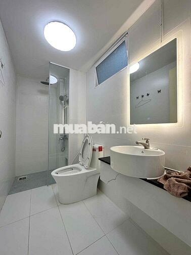 Chính Chủ Cho Thuê Căn Hộ Chung Cư ( 50m2 ) Quận 10  Ban Công