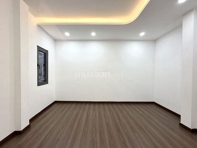 BÁN NHÀ HOÀ HƯNG QUẬN 10 3 TẦNG 3PN FULL NT 40M2 4.2 X 10 - 6.7T TL