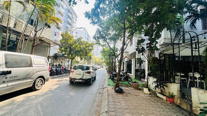 BÁN GẤP..! BIỆT THỰ NGUYỄN CHÁNH 163M2* 55 TỶ - VỈA HÈ 4M - KD.